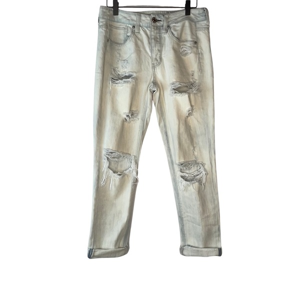 American Eagle Outfitters Tomgirl Distressed Straight Leg Jeans Size 2 Short - Picture 1 of 8